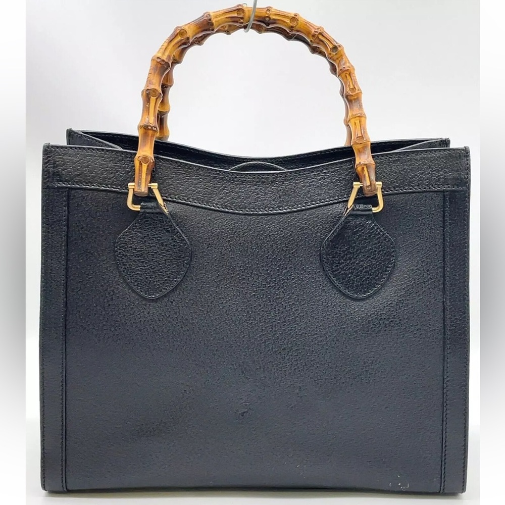 Vintage Gucci Bamboo Black Leather HandBag “Diana bag” inside is clean - Picture 3 of 17